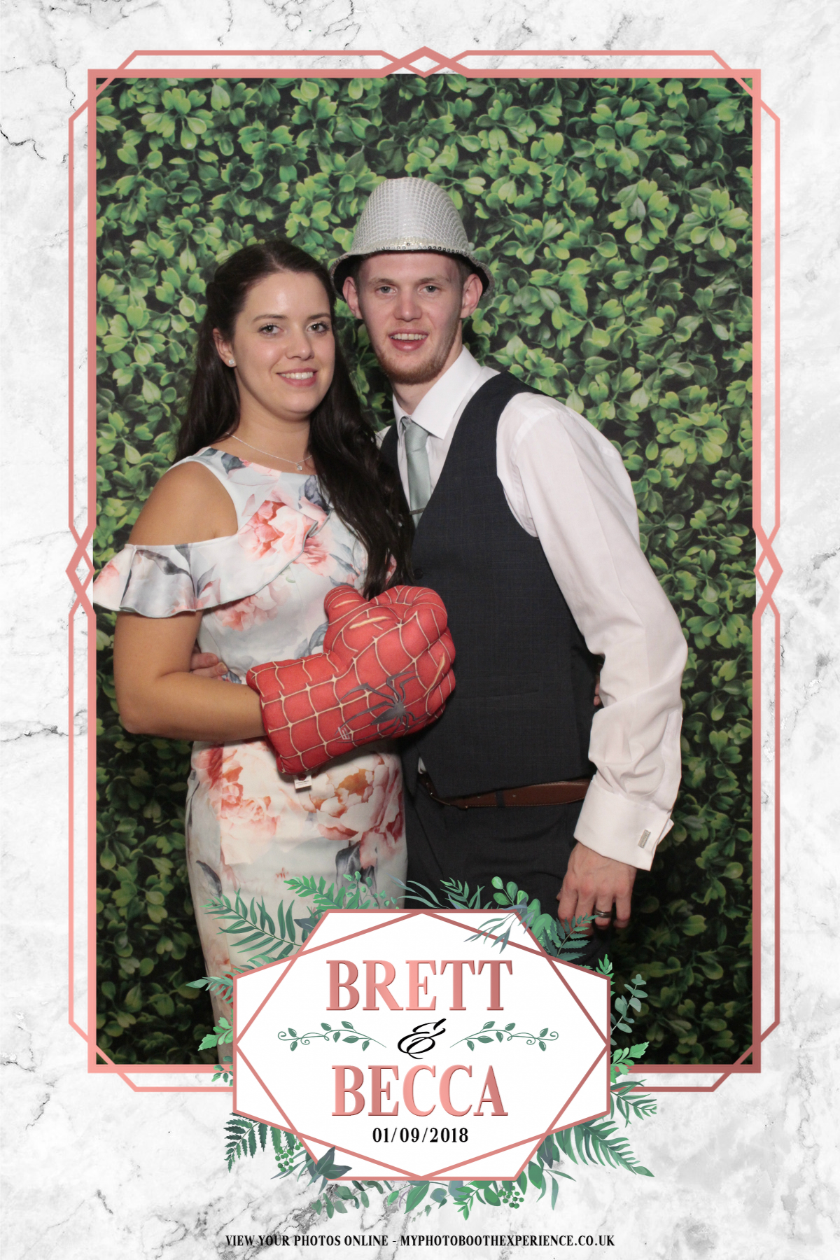 Brett & Becca's Wedding | View more photos from the event at gallery.myphotoboothexperience.co.uk/u/MyPhotoBoothExperienceLtd/Brett-Beccas-Wedding